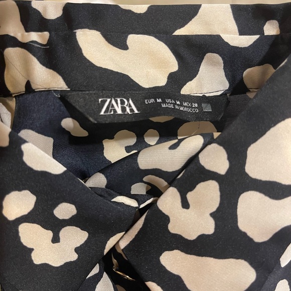 Zara woman’s dress long black/white patterned - Picture 4 of 4